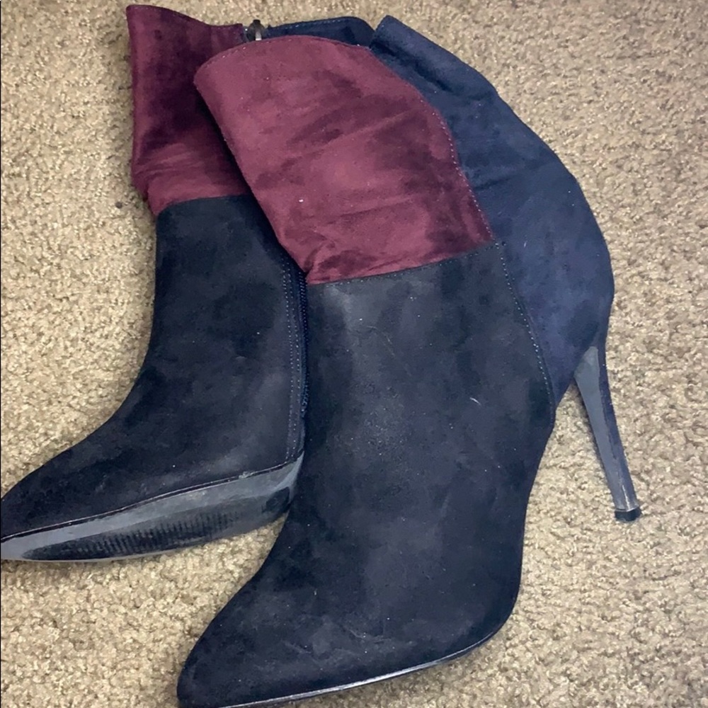 Shoes - Picture 2 of 4
